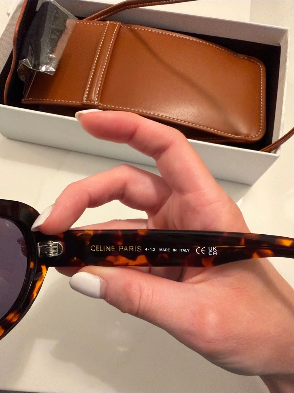 Dupe Triomphe Logo Oval Acetate Sunglasses